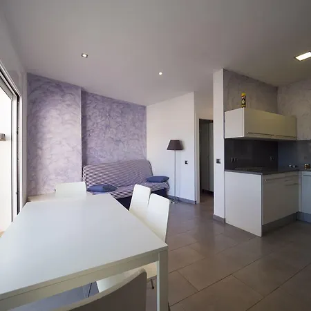 Inmosantos Oasis B7 * Roses